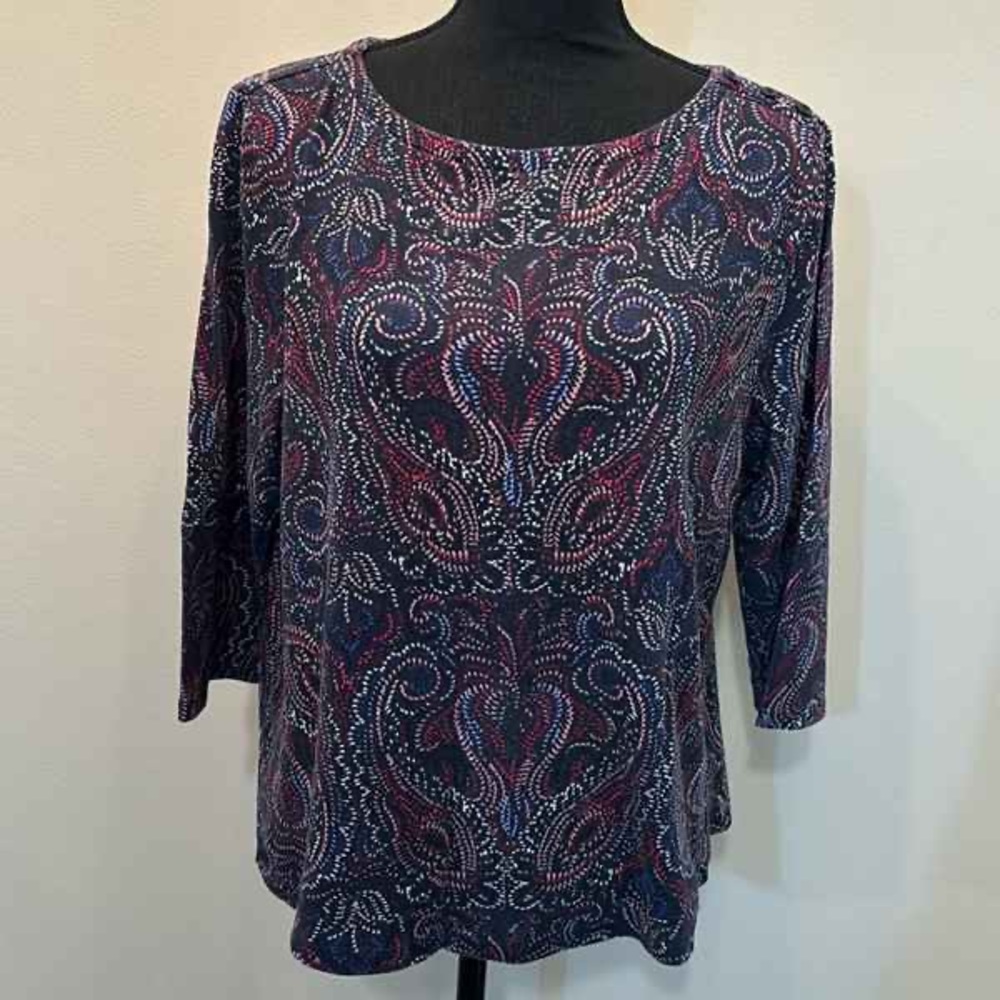 Women's Paisley Print Top